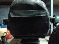 Mehanski sedez traktor