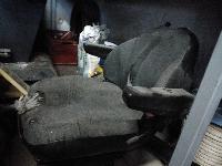 Mehanski sedez traktor