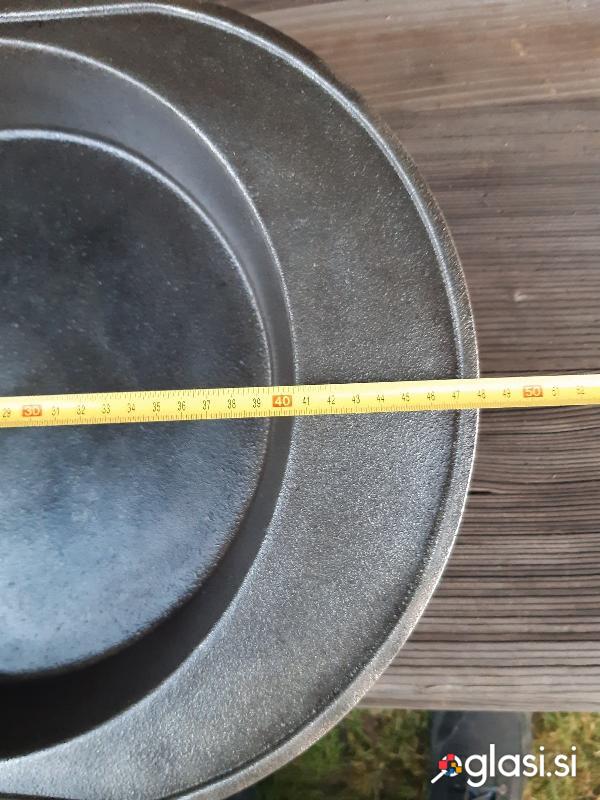 Litoželezna posoda za žar