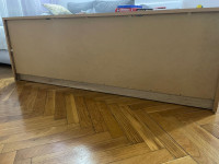 TV Omarica, Dolžina 142cm, Širina 50cm, Višina 50cm.