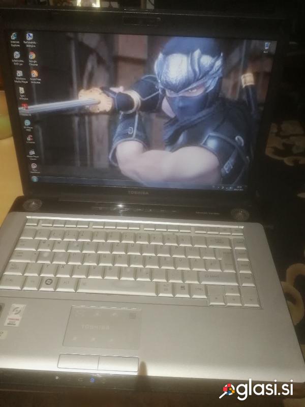 Prenosnik Toshiba satellite A200 I nove brezicne slusalice
