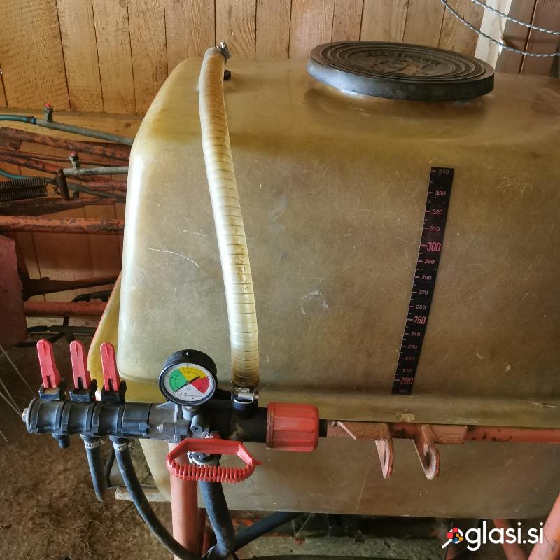 Škropilnica agro 350 l
