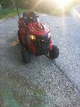 Vrtni traktor mtd optima 130