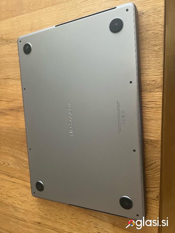 Apple MacBook pro