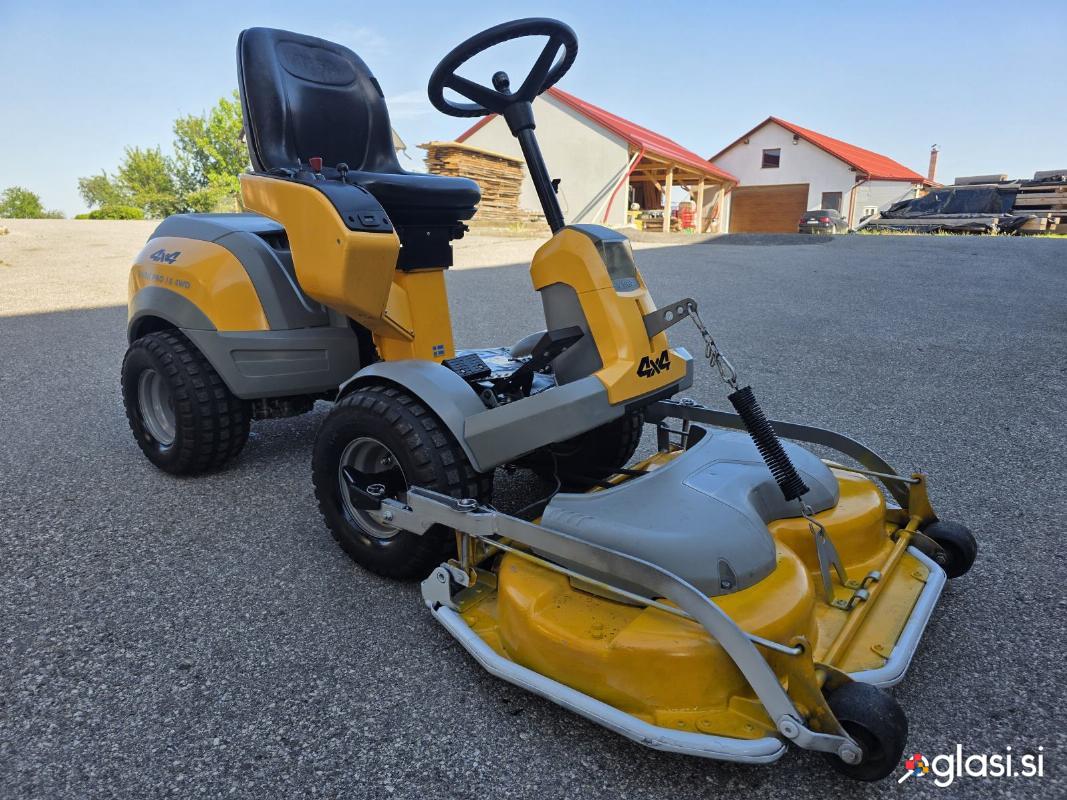 Vrtni traktor 4x4 rider stiga servo volan 2 celindra