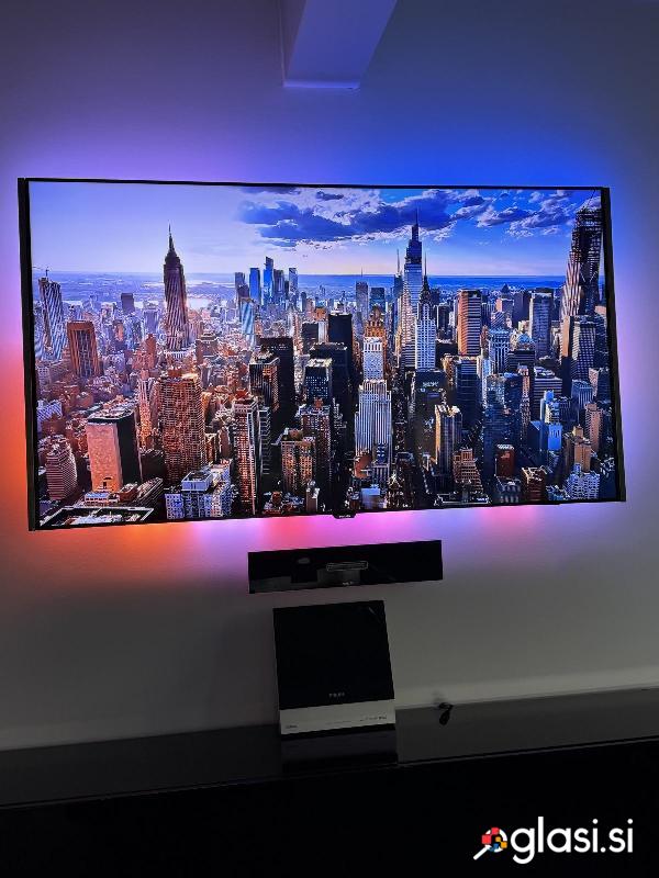 Zelo tanek televizor 4K UHD s programom Android™