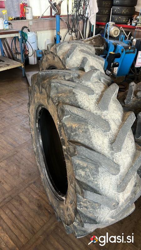 Traktorska pnevmatika 360/70 R24