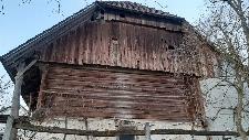 Les starega poslopja, star les