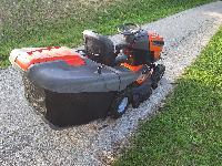 Vrtni traktor Husqvarna  TC142