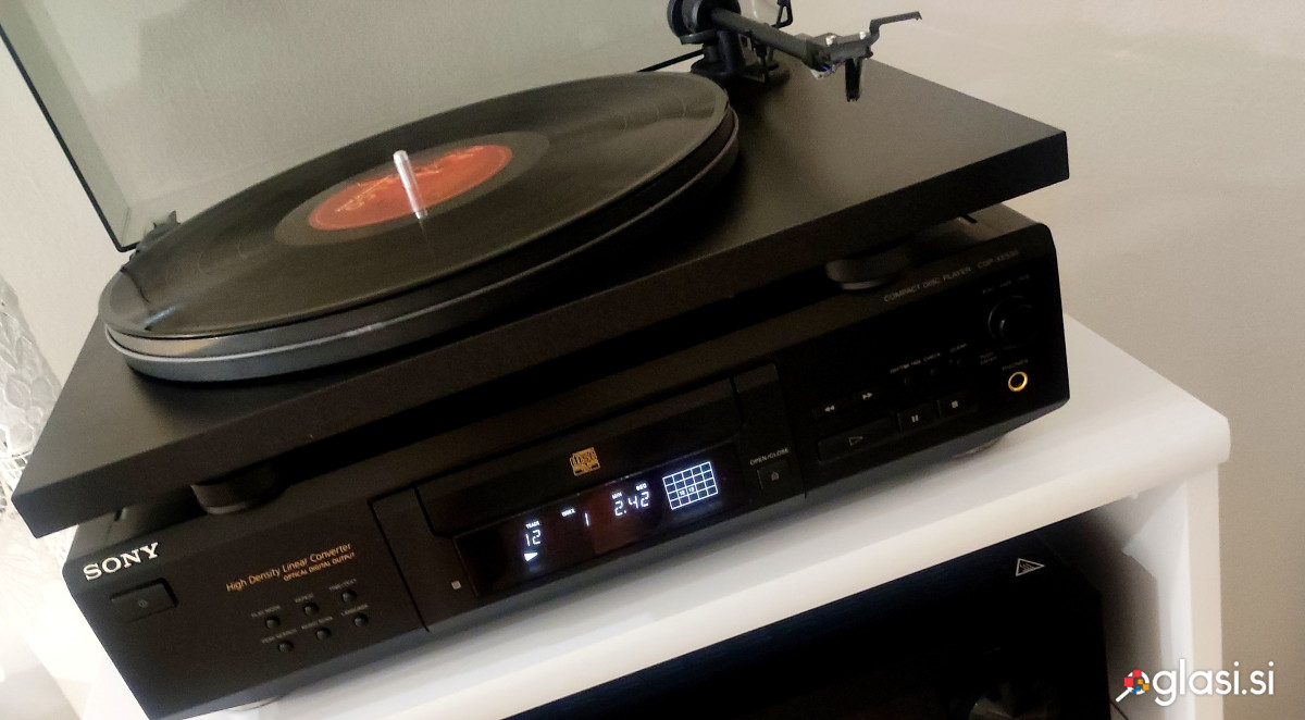 Gramofon Pro-Ject Primary E odličen