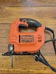 Vbodna žaga Black&Decker KS 501