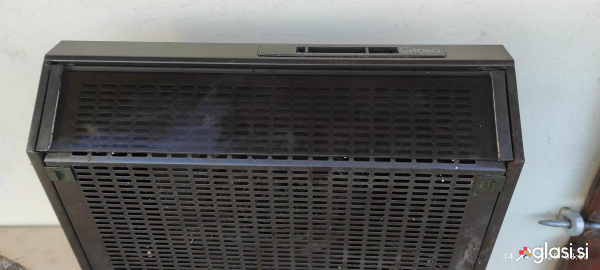 Kuhinjska napa in zidni ventilator + cevi ugodno
