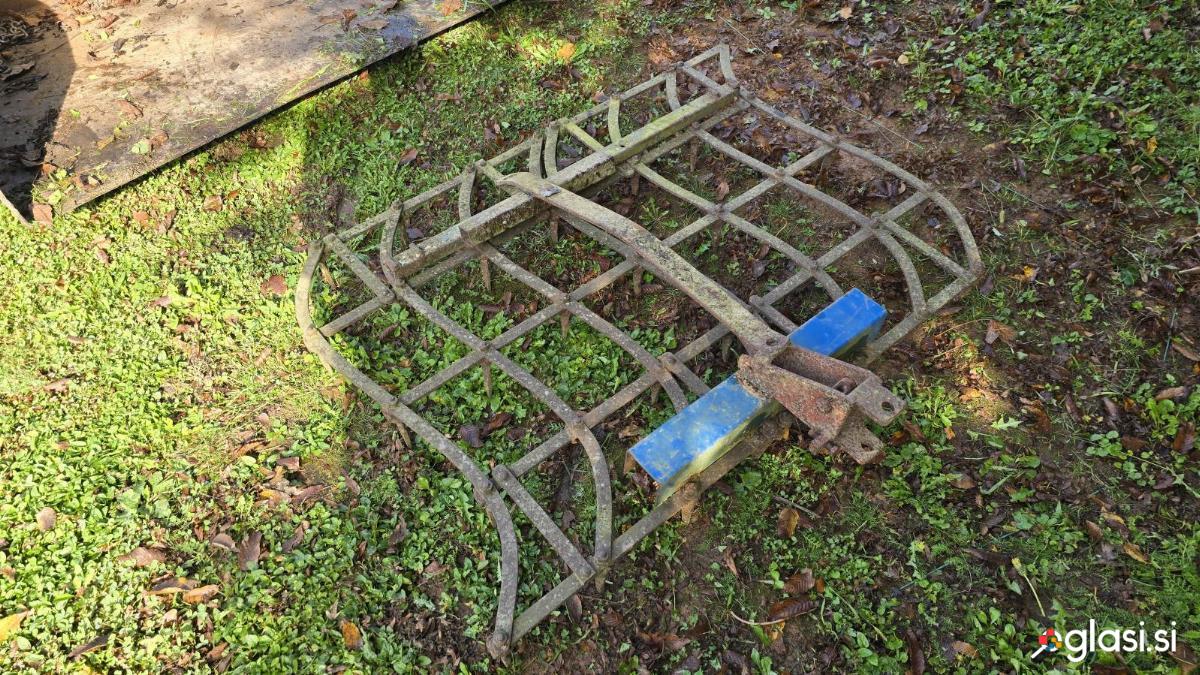 Predsetvenik 110cm za Tomo Vinkovič