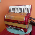 HARMONIKA MELODIJA MANON-S 80