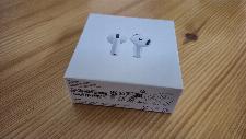 Apple Airpods 3 pro in airpods 4