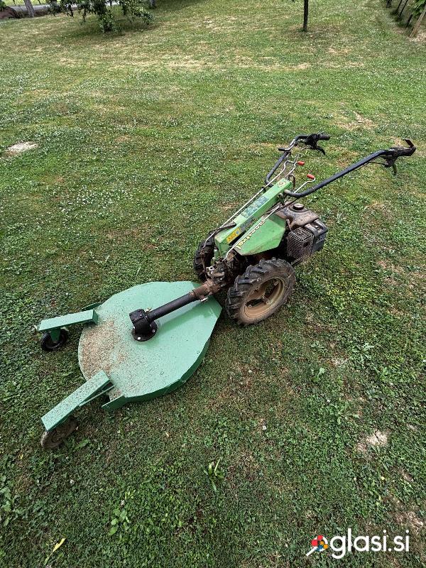 Maestral enoosni traktor / motokultivator z motorjem Acme (Italija)