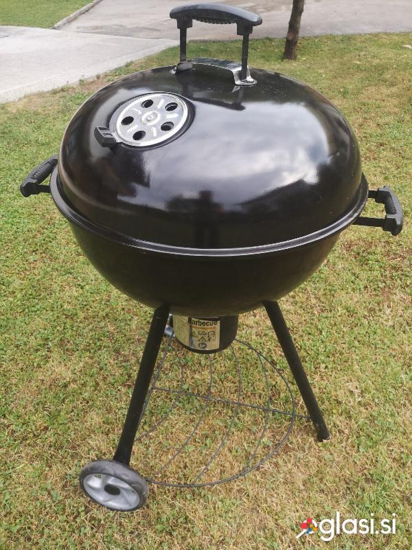Nov - malo rabljen žar na oglje - les " BARBECUE" Simpex Salzburg