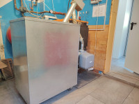 Peč na pelete/drva Ferroli SFL 4 30 kW  , nov gorilnik/polž+zalogovnik