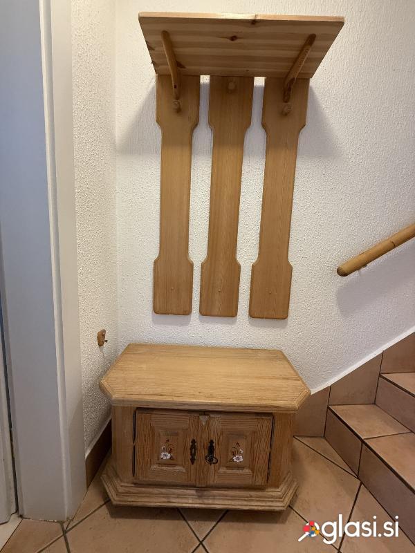 Komoda za čevlje in obešalnik