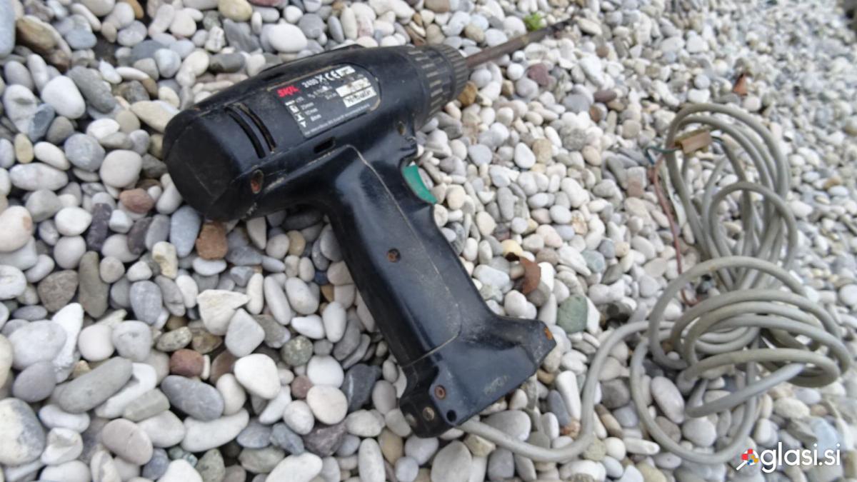 Vrtalnik SKiL 12 V