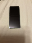 Samsung Galaxy Z Flip7 256GB  odličen kot nov, v garanciji + etui
