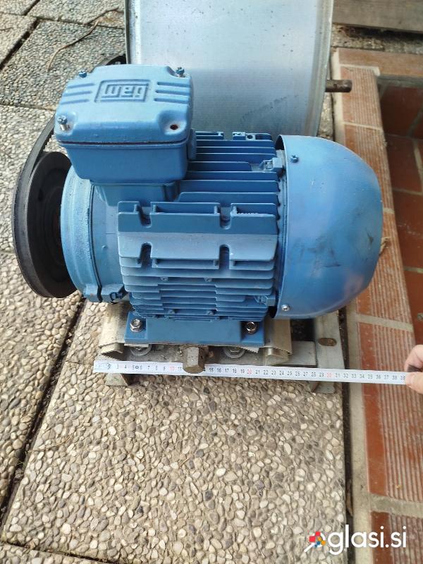Elektromotor Lenze 2,2kw 1440rpm 3 faze + napenjalec jermenice