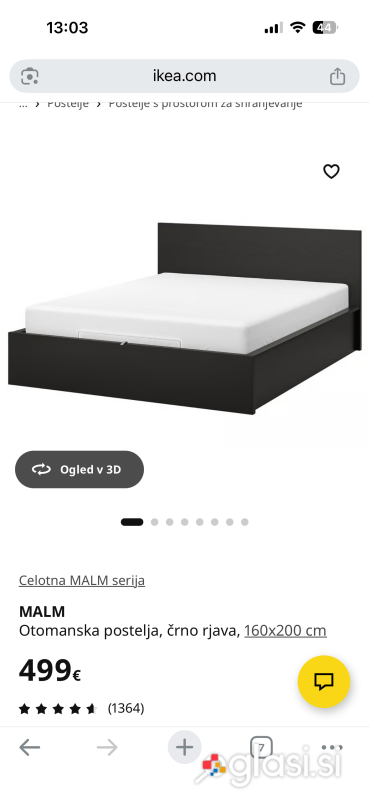 Postelja z jogijem