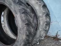Traktorske gume 320/85 R36 (12,4 R36)