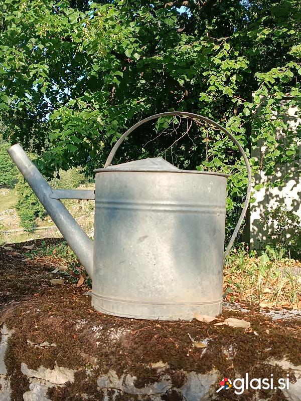 Kangla za zalivanje - 10 eur