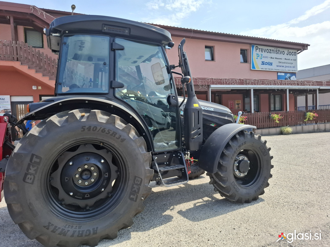 Solis 90 20+20 KABINA S SPREDNJO HIDRAVLIKO IN KARDANOM