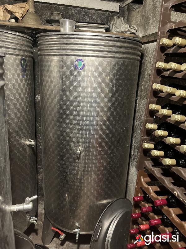 Cisterna inox 1100 in 800 litrov
