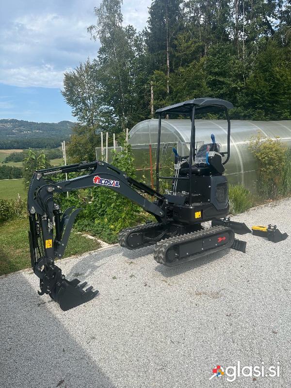 Mini bager Nicosail OKW18, malo rabljen prodam