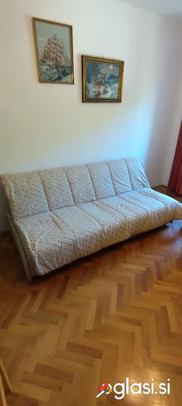 Prodam raztegljiv kavč