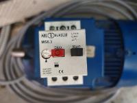 Elektromotor 2,2kW 3 fazni nogice prirobnica B14