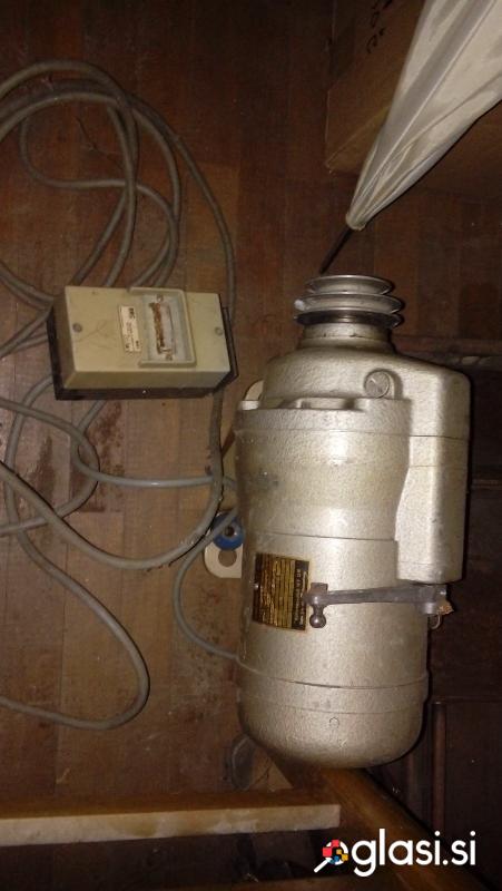 Motor za šivalni stroj 360 V