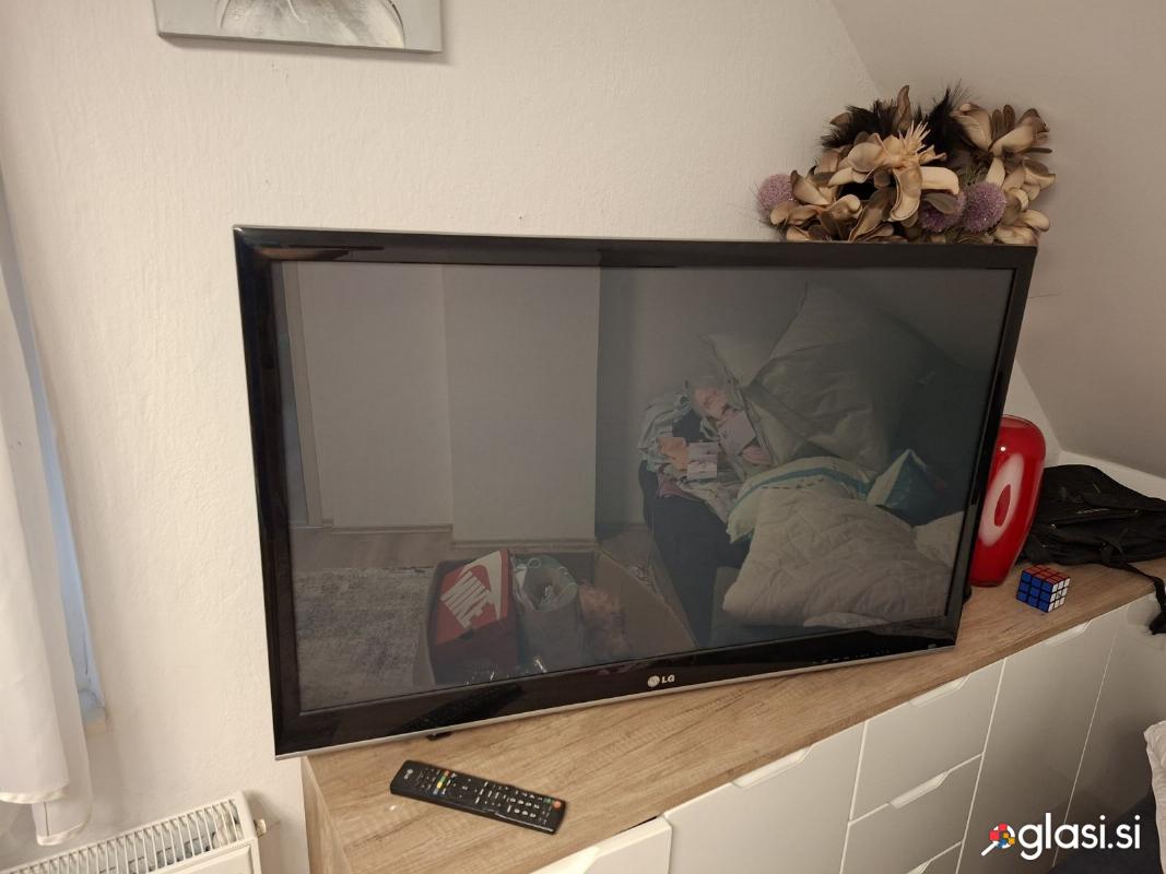 Prodam TV LG
