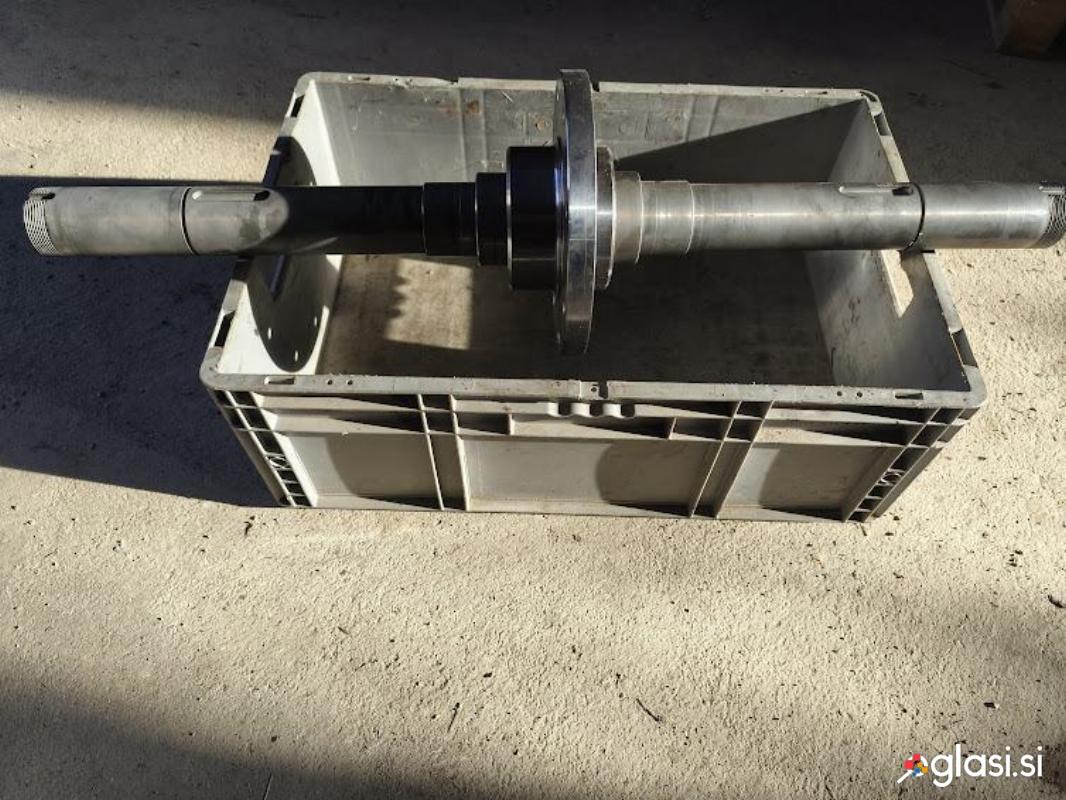 Igland nova glavna osovina za vitel 5 ali 6 ton