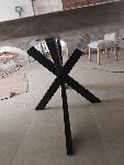 Jedilna miza iz masivnega hrasta 160 × 90 cm – NOVA