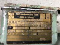 El. motor 250W z reduktorjem