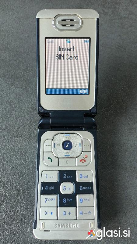 Preklopni mobilni telefon Samsung SGH-X400
