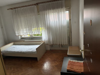 Oddaja velikega trisobnega stanovanja, Obrežje