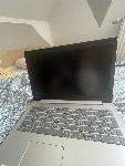 Prenosni računalnik Lenovo