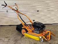 As-motor čistilec tlakovcev mahu Wildkraut HEX 50 krtača