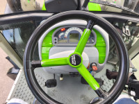 Deutz-Fahr Agrofarm 100 nakladač MX A106. Odlično stanje.