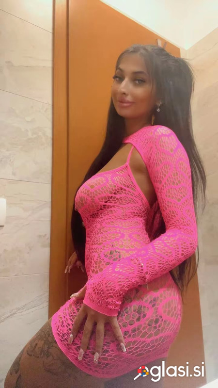 SLADKA LOLA PONOVNO V KOPER