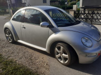 VW BEETLE Volkswagen New Beetle 1,9 tdi-registriran 2005 za 1400€