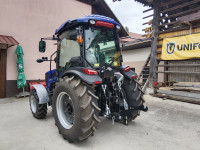 Traktor Landtrac TB754C