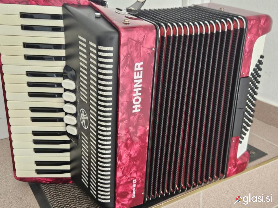Klavirska harmonika Hohner BRAVO III 72 BASNA