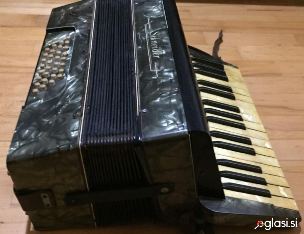 Klavirska harmonika Schneider, 32 basna, možna MENJAVA