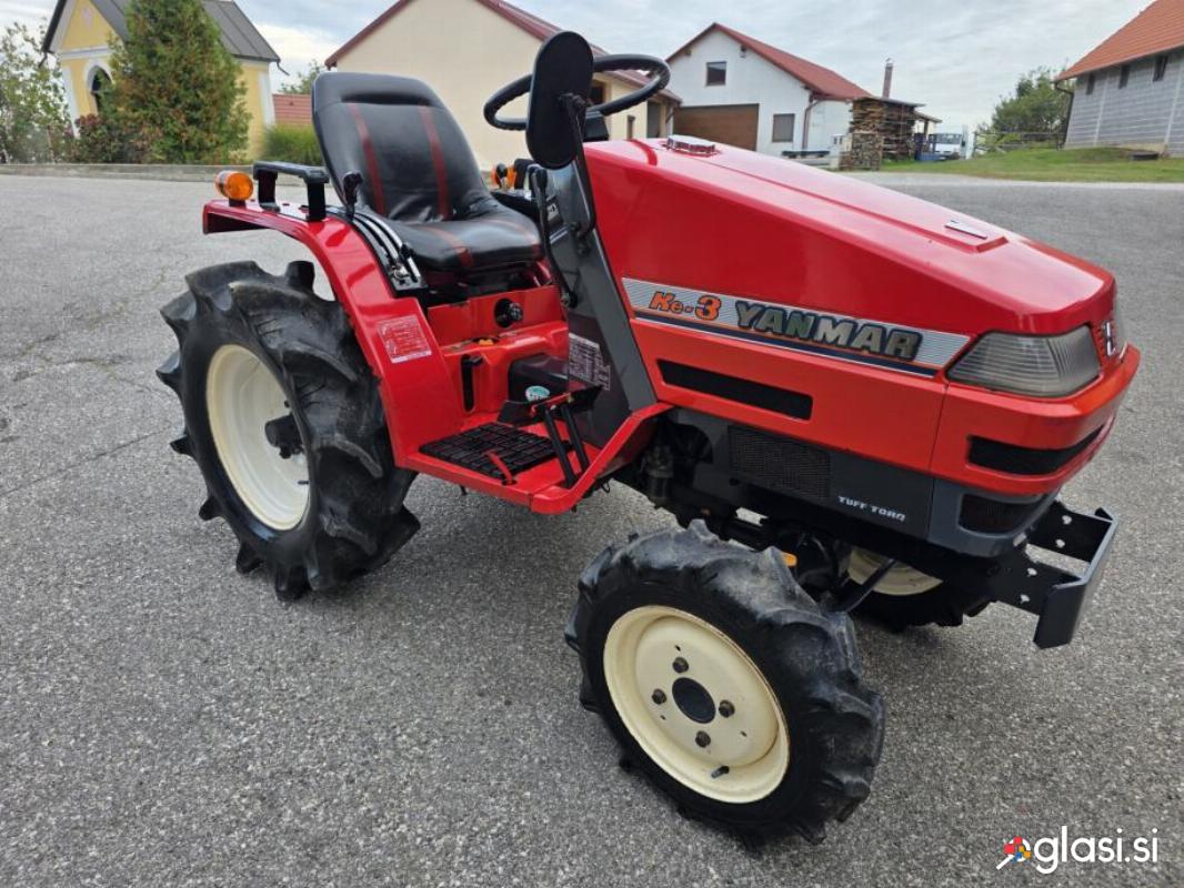 Traktor Yanmar 4x4 diesel 3 celindre